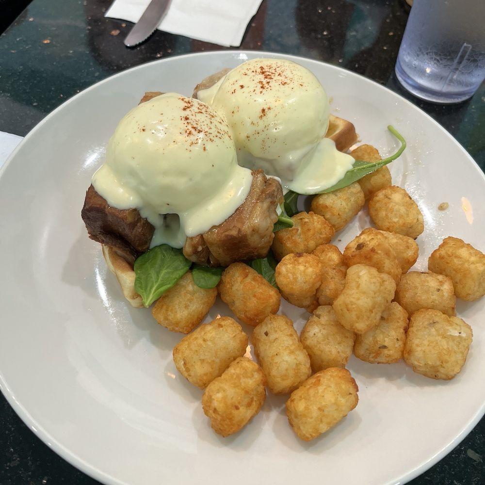 Fresh Bites Hawaii - Pork kakuni eggs Benedict - Poke Near Me - Honolulu, Hawaii Fresh Bites Hawaii - Pork kakuni eggs Benedict - Poke Near Me - Honolulu, Hawaii