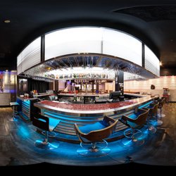 One 11 Bar & Lounge