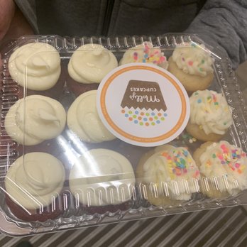 Molly's Cupcakes - Cupcakes Near Me - Chicago, Illinois Molly's Cupcakes - Cupcakes Near Me - Chicago, Illinois