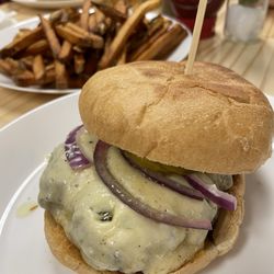 Kat's Cafe & Restaurant - Smash Burger