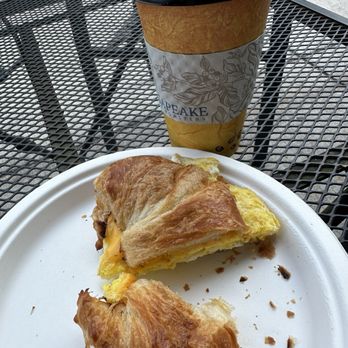 Caffe di Roma - Egg and Cheese Breakfast Sandwich and Americano - Desserts Near Me - Catonsville, Maryland