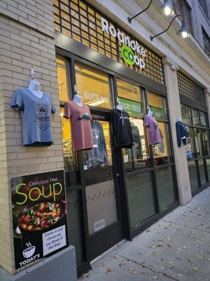 Roanoke Natural Foods