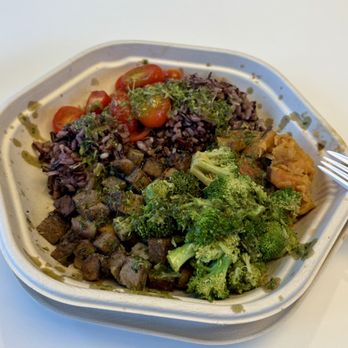 sweetgreen - Healthy Salads, Wraps, and Bowls - Salad Near Me - New York, New York sweetgreen - Healthy Salads, Wraps, and Bowls - Salad Near Me - New York, New York