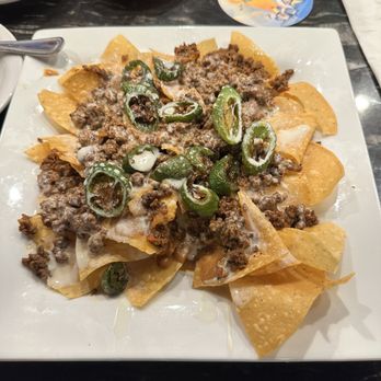 La Cascada - Beef and bean nachos with grilled fresh jalapeños. So much more flavor than any other Mexican restaurant around. - Mexican Near Me - Jonesboro, Arkansas