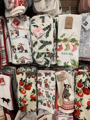 TJ MAXX - Updated October 2025 - 24 Photos & 10 Reviews - 1570 Old