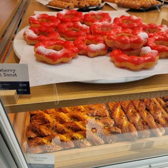 Paris Baguette - Bakeries Near Me - Long Beach, California Paris Baguette - Bakeries Near Me - Long Beach, California