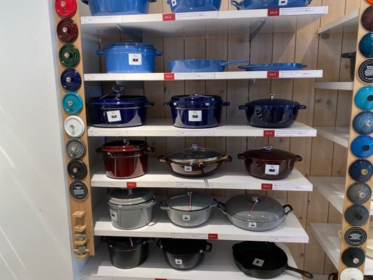Crate & Barrel by null