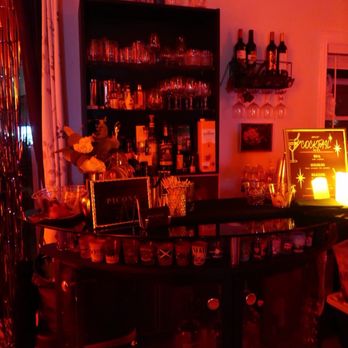 Picone Mobile Bar - full setup - Bartenders Near Me Picone Mobile Bar - full setup - Bartenders Near Me