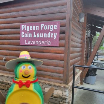 Pigeon Forge Coin Laundry - Laundromat Near Me - Pigeon Forge, Tennessee
