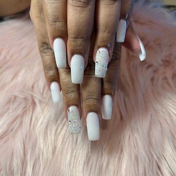 Castle Nail Bar - Nail Salons Near Me - Bellevue, Washington Castle Nail Bar - Nail Salons Near Me - Bellevue, Washington