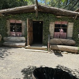 Front of Restaurant Front of Restaurant