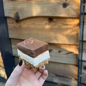 Snoqualmie Falls - S'mores bar from the cafe - Parks Near Me - Snoqualmie, Washington