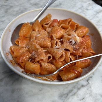 Prunella - RIGATONI ALL' AMATRICIANA- Guanciale, Tomato, Red Onion - Italian Near Me - Philadelphia, Pennsylvania Prunella - RIGATONI ALL' AMATRICIANA- Guanciale, Tomato, Red Onion - Italian Near Me - Philadelphia, Pennsylvania