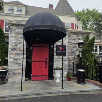 Red Horse Steakhouse by David Burke - Steakhouses Near Me - Rumson, New Jersey