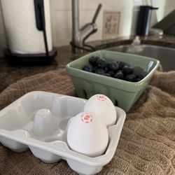 Crate & Barrel - Crate & Barrel Ceramics (So Cute)