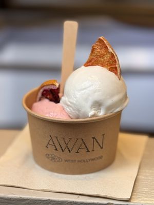 Awan by null