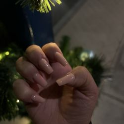 House of Polish Nails & Spa - Nails