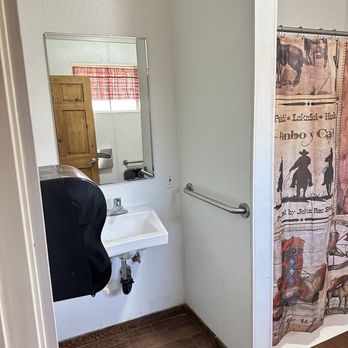 Calico Ghost Town Campground - Mini Bunk. Bathroom - Campgrounds Near Me - Yermo, California