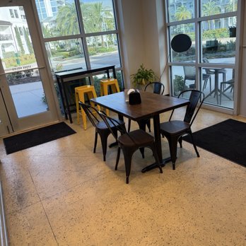 Kwench Juice Cafe - Juice Bars & Smoothies Near Me - Tampa, Florida