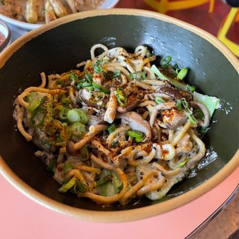 La Chinesca - Sesame Lo Mein - New Mexican Cuisine Near Me - Philadelphia, Pennsylvania