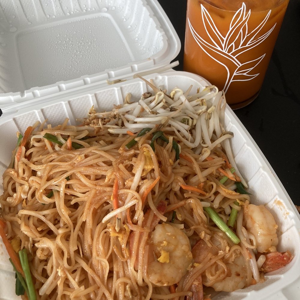 Red Elephant - Shrimp pad Thai and Thai tea - Thai Near Me - Honolulu, Hawaii Red Elephant - Shrimp pad Thai and Thai tea - Thai Near Me - Honolulu, Hawaii