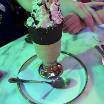 Cherry Smash - Ice Cream & Frozen Yogurt Near Me - Coral Springs, Florida