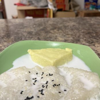 Opa Thai restaurant - Sticky rice Thai custard - Thai Near Me - Auburn, Illinois