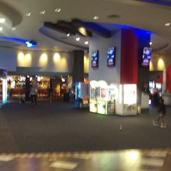 Hoyts - Foyer