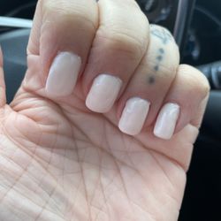 Bella Nails & Spa - More of a hot mess.