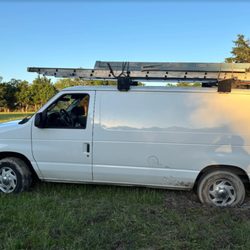 SOS Auto And Tow - Weekend Winch-Out in Red Oak, TX