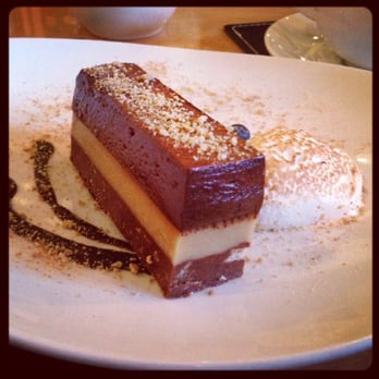 Gezellig - Butter fingers: peanut butter, chocolate and graham crackers - Canadian (New) Near Me - Ottawa, Ontario