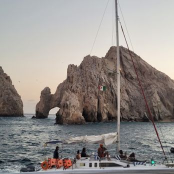 Cabo Wave - Boat Tours Near Me - Cabo San Lucas, BCS