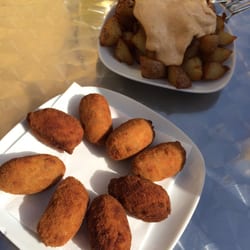 Can Rodon - Bravitas y croquetas de cocido
