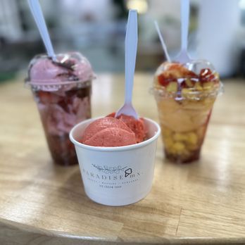 Paradise M.x - Chico-Fresa, Pima Colada/ Strawberry Ice Cream, (Left to Right) - Ice Cream & Frozen Yogurt Near Me - INDIANAPOLIS, Indiana Paradise M.x - Chico-Fresa, Pima Colada/ Strawberry Ice Cream, (Left to Right) - Ice Cream & Frozen Yogurt Near Me - INDIANAPOLIS, Indiana