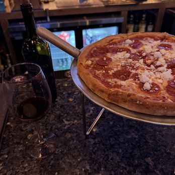 On The Kirb - Build your own pizza night - Sports Bars Near Me - Houston, Texas On The Kirb - Build your own pizza night - Sports Bars Near Me - Houston, Texas