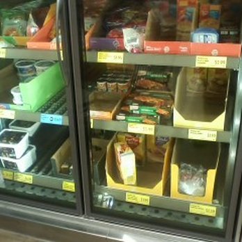 ALDI - a refrigerated display case in a grocery store - Grocery Near Me - Delaware, Ohio