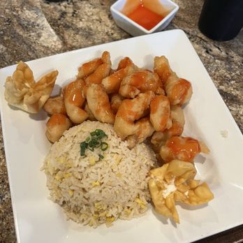 Chen’s Family Dish - Sweet & Sour Chicken Entree w/ Fried Rice and Crab Puffs - Chinese Near Me - Medford, Oregon Chen’s Family Dish - Sweet & Sour Chicken Entree w/ Fried Rice and Crab Puffs - Chinese Near Me - Medford, Oregon