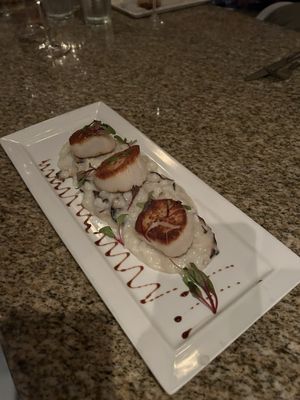 Lucio's by null