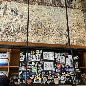 b-side - Inside - Coffee & Tea Near Me - Decatur, Georgia