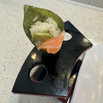 Fuji Sushi Buffet - Alaska hand roll - Sushi Bars Near Me - Vacaville, California