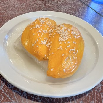 Kountry Thai - Sticky Rice with Mango - Desserts Near Me - Woodbury, Tennessee