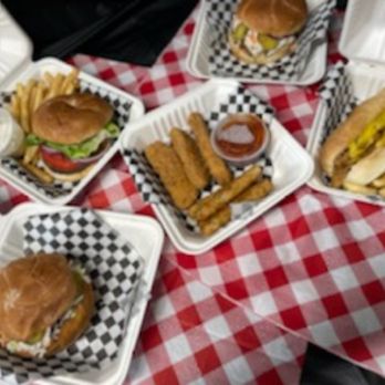 100% Vegan - Dinner is served - Food Trucks Near Me - Portland, Oregon 100% Vegan - Dinner is served - Food Trucks Near Me - Portland, Oregon