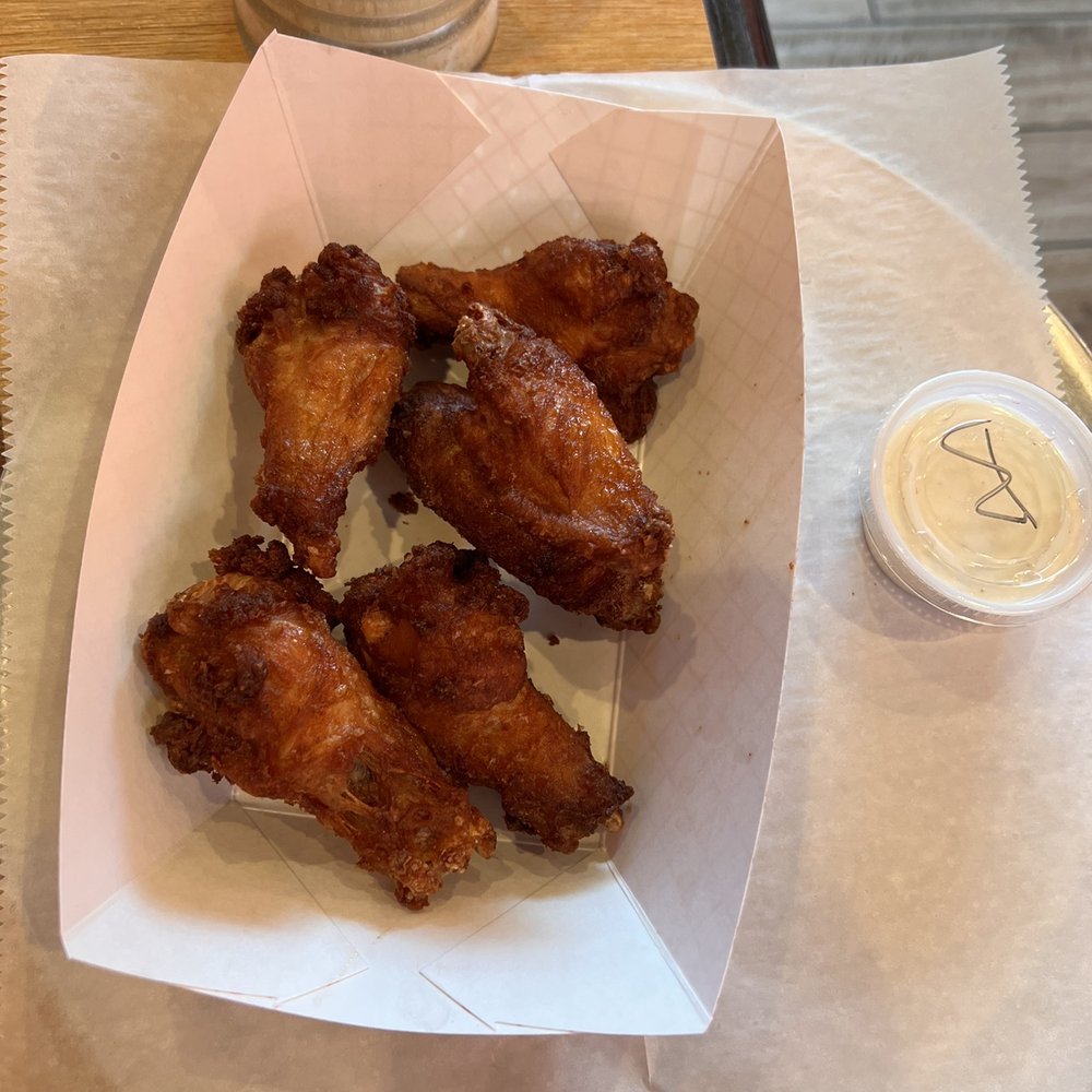 Venture Pizza - Plain Traditional wings with Blue cheese on the side - Pizza Near Me - Raleigh, North Carolina