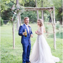 Roses and Rings Wedding Planning