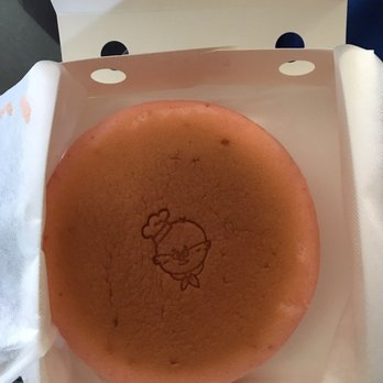 Uncle Tetsu - Strawberry Uncle Tetsu! - Desserts Near Me - San Mateo, California