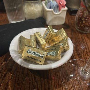 Pete & Sam's Restaurant - The butter - Italian Near Me - Memphis, Tennessee Pete & Sam's Restaurant - The butter - Italian Near Me - Memphis, Tennessee