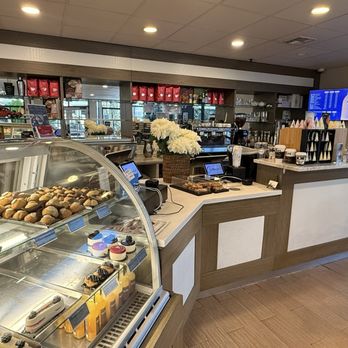 Carrara's - Store interior - Desserts Near Me - Agoura Hills, California Carrara's - Store interior - Desserts Near Me - Agoura Hills, California