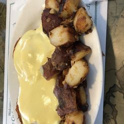 Skillet - It  eggs, Benedict.   It.  Good. But. It. Need. A. Lemon.