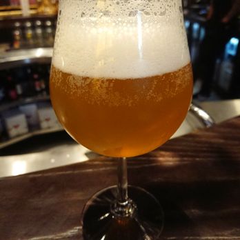 Bierhuis - Houblon Chouffe triple ipa - Beer Bar Near Me - Uppsala, C