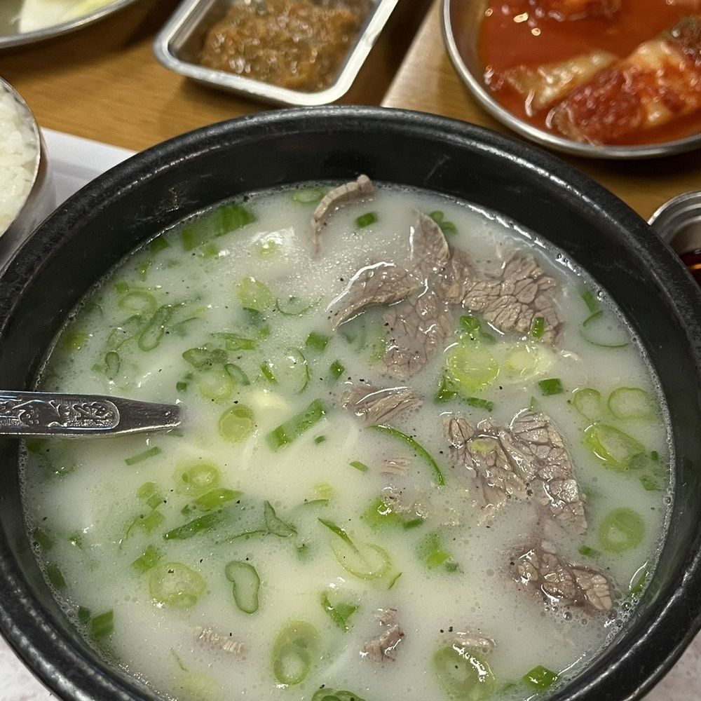 Gahwa Korean Restaurant - seolleongtang - Korean Near Me - Flushing, New York